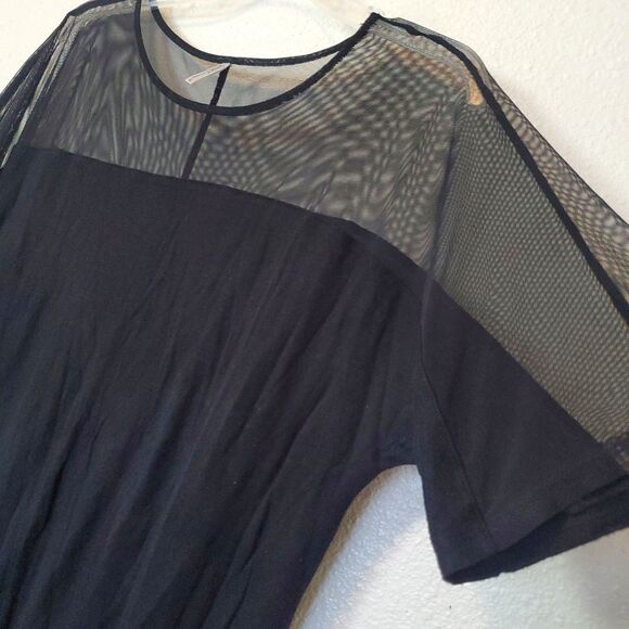 Tresics Black Top Sheer Shoulder And Sleeves Solid Black Body Size L - Picture 4 of 11